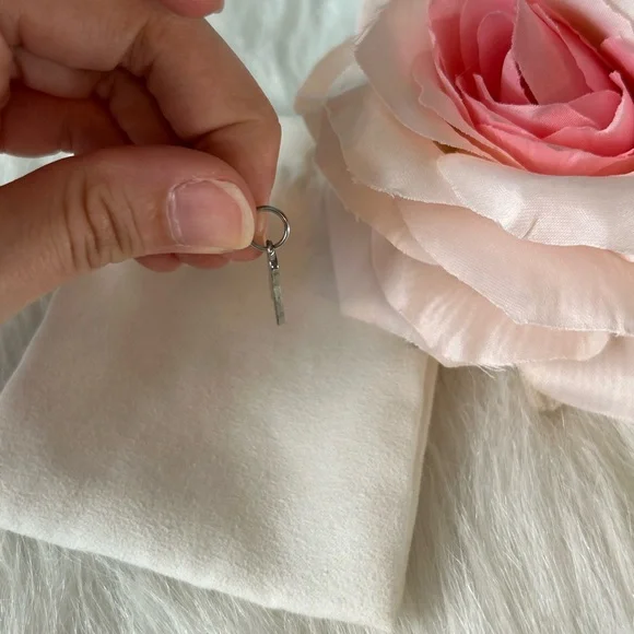 Breast cancer silver hot pink ribbon awareness survivor charm🎀 - Picture 3 of 3